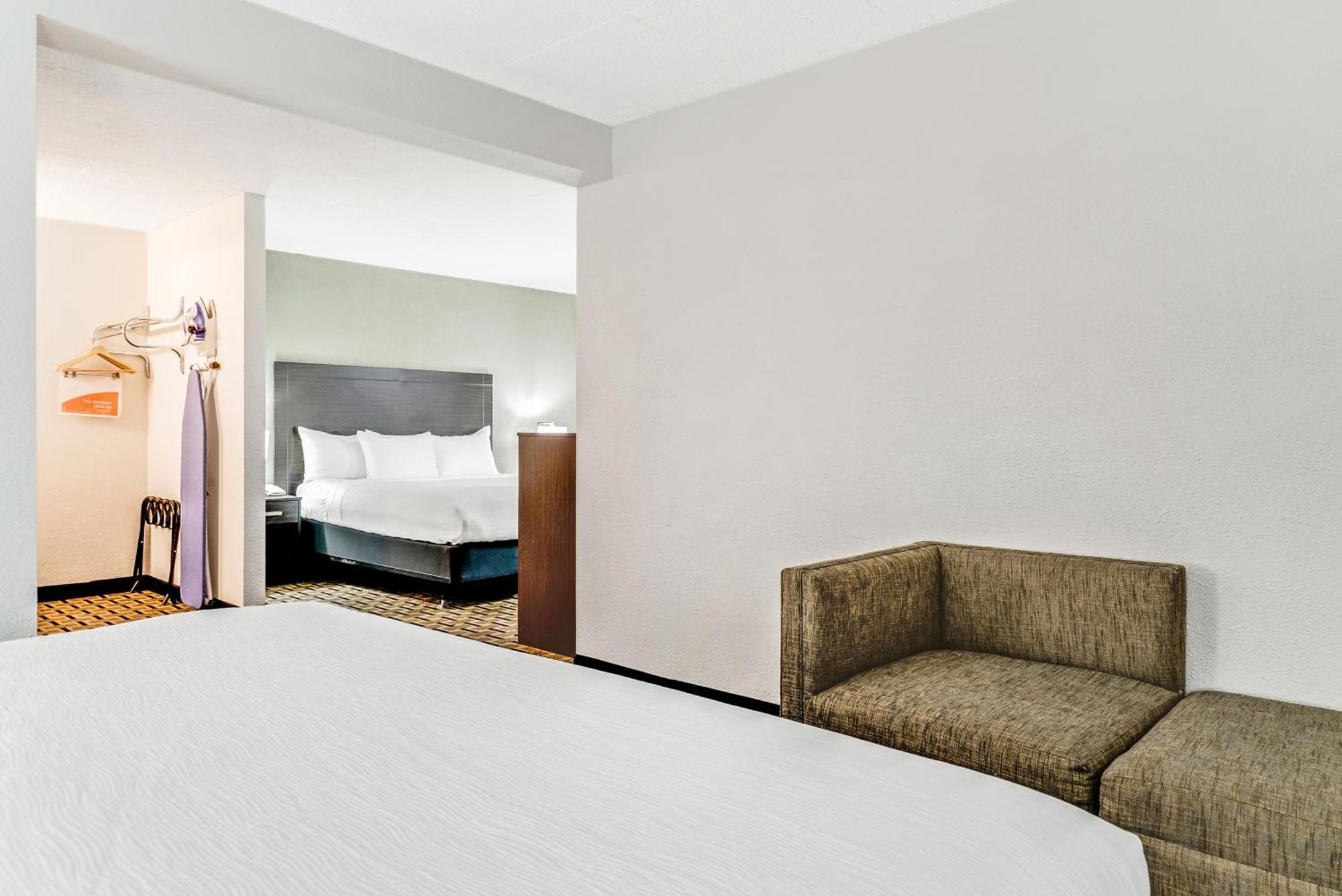 Quality Inn Detroit Downtown Εξωτερικό φωτογραφία
