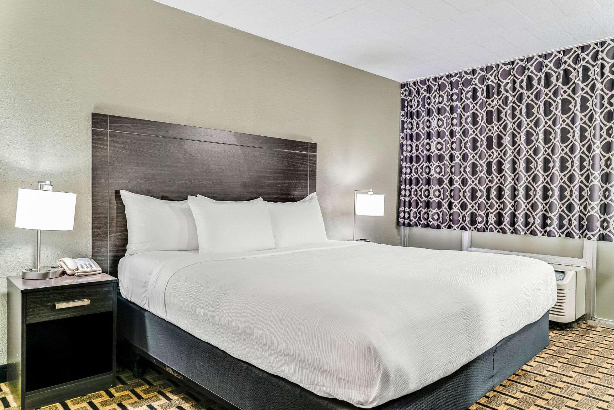 Quality Inn Detroit Downtown Εξωτερικό φωτογραφία