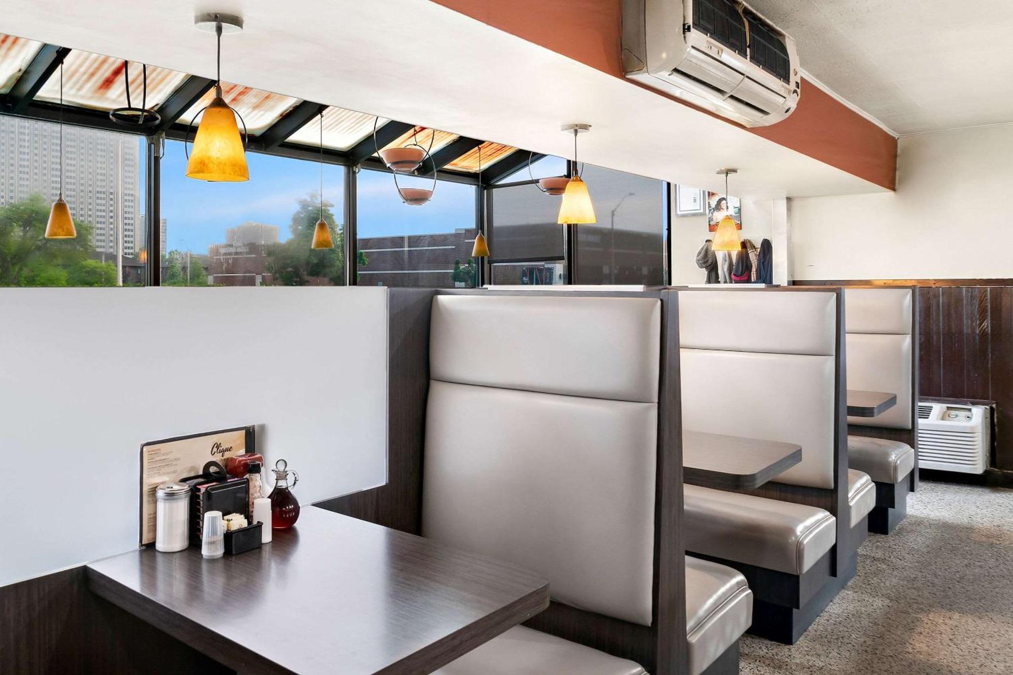 Quality Inn Detroit Downtown Εξωτερικό φωτογραφία