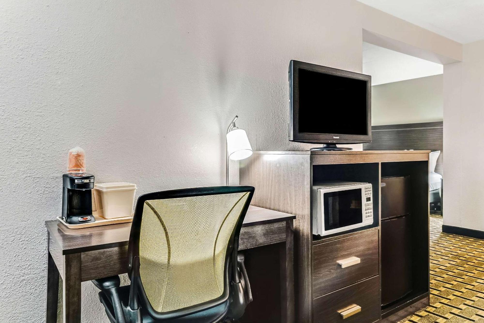 Quality Inn Detroit Downtown Εξωτερικό φωτογραφία