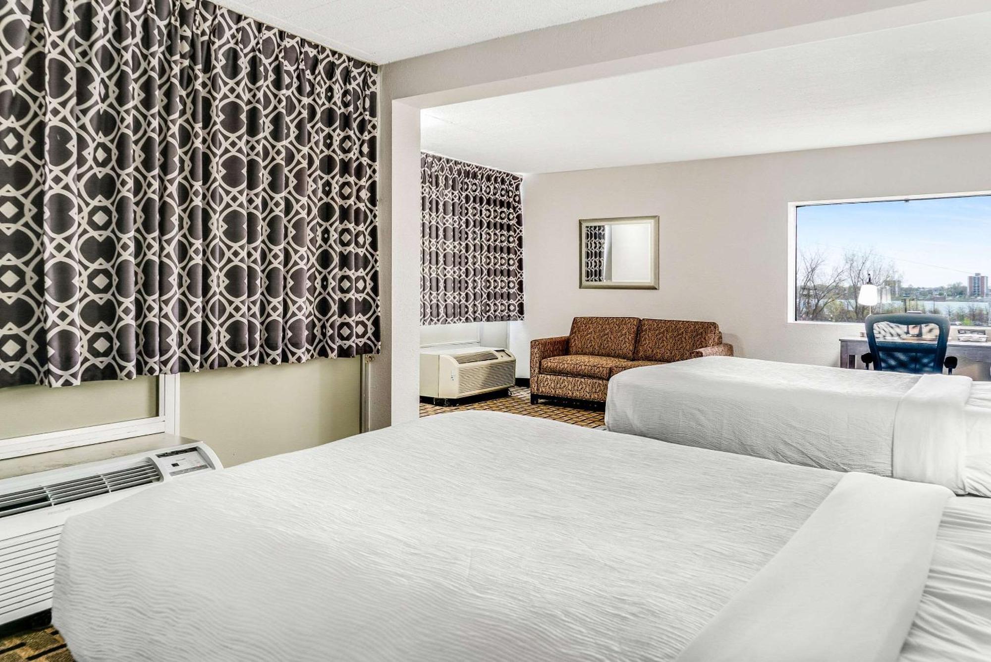 Quality Inn Detroit Downtown Εξωτερικό φωτογραφία