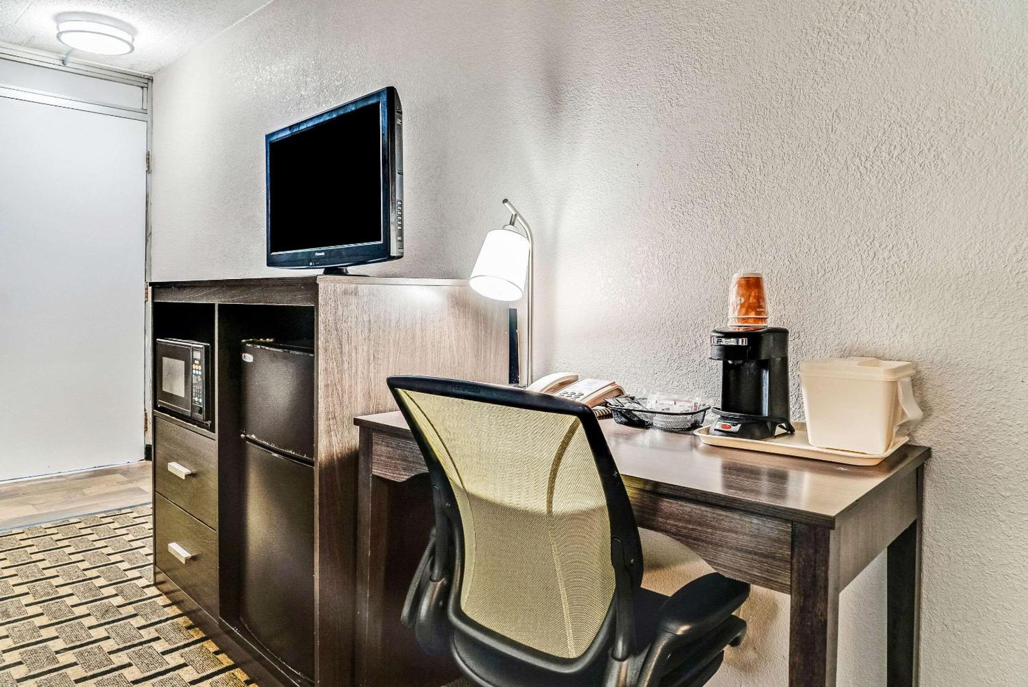 Quality Inn Detroit Downtown Εξωτερικό φωτογραφία
